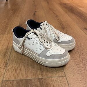 Le Tigre Sneakers